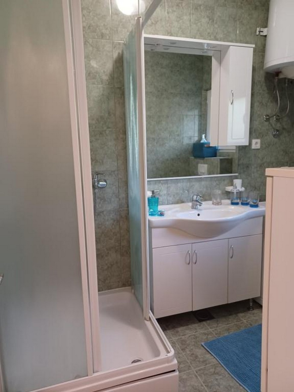 Three bedroom apartment with terrace and sea view Rijeka  A-a