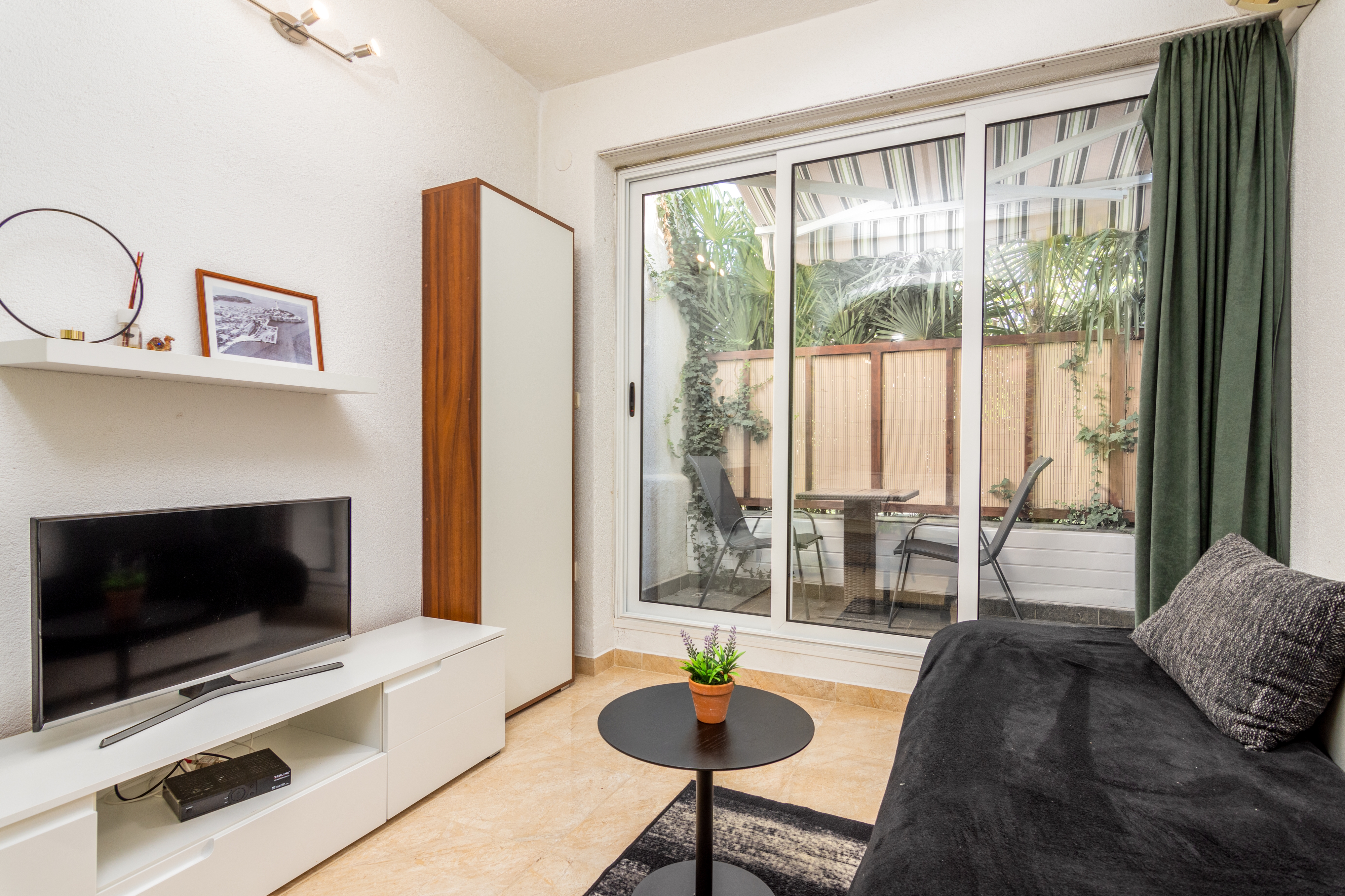 Studio flat with terrace Rovinj (AS-2243-d)