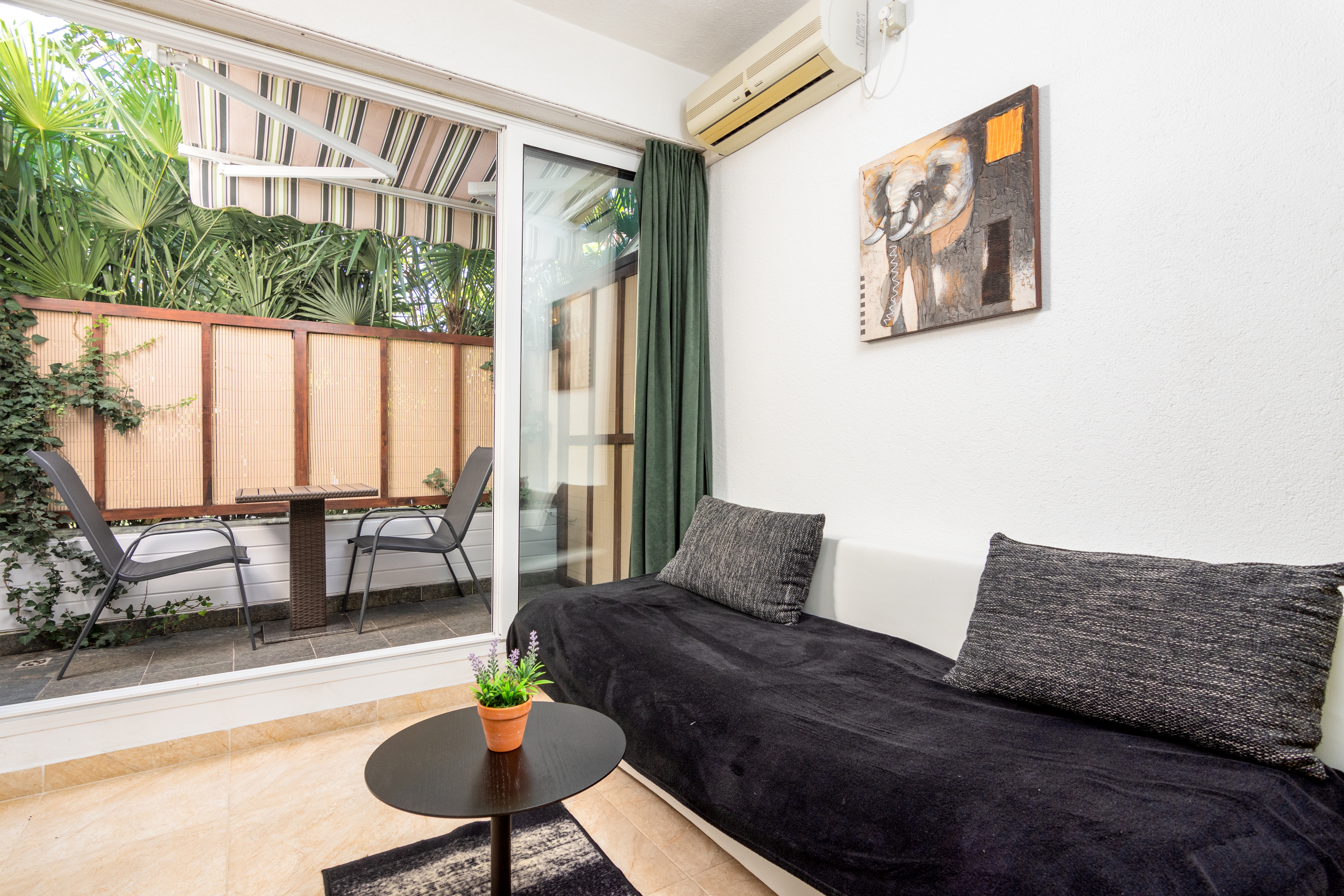 Studio flat with terrace Rovinj (AS-2243-d) Studio flat with terrace Rovinj (AS-2243-d)