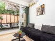 Rovinj, Obývací pokoj v ubytování typu studio-apartment, s klimatizací a WiFi.