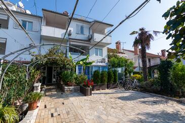 Rovinj, Rovinj, Hébergement 2243 - Appartement avec une plage de galets.