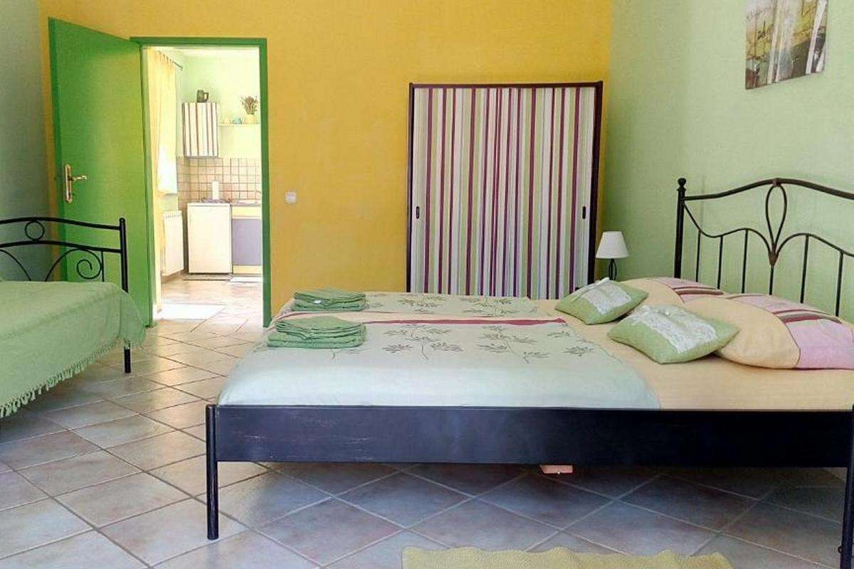 One bedroom apartment with air-conditioning Čižići, Krk (A-22430-d)