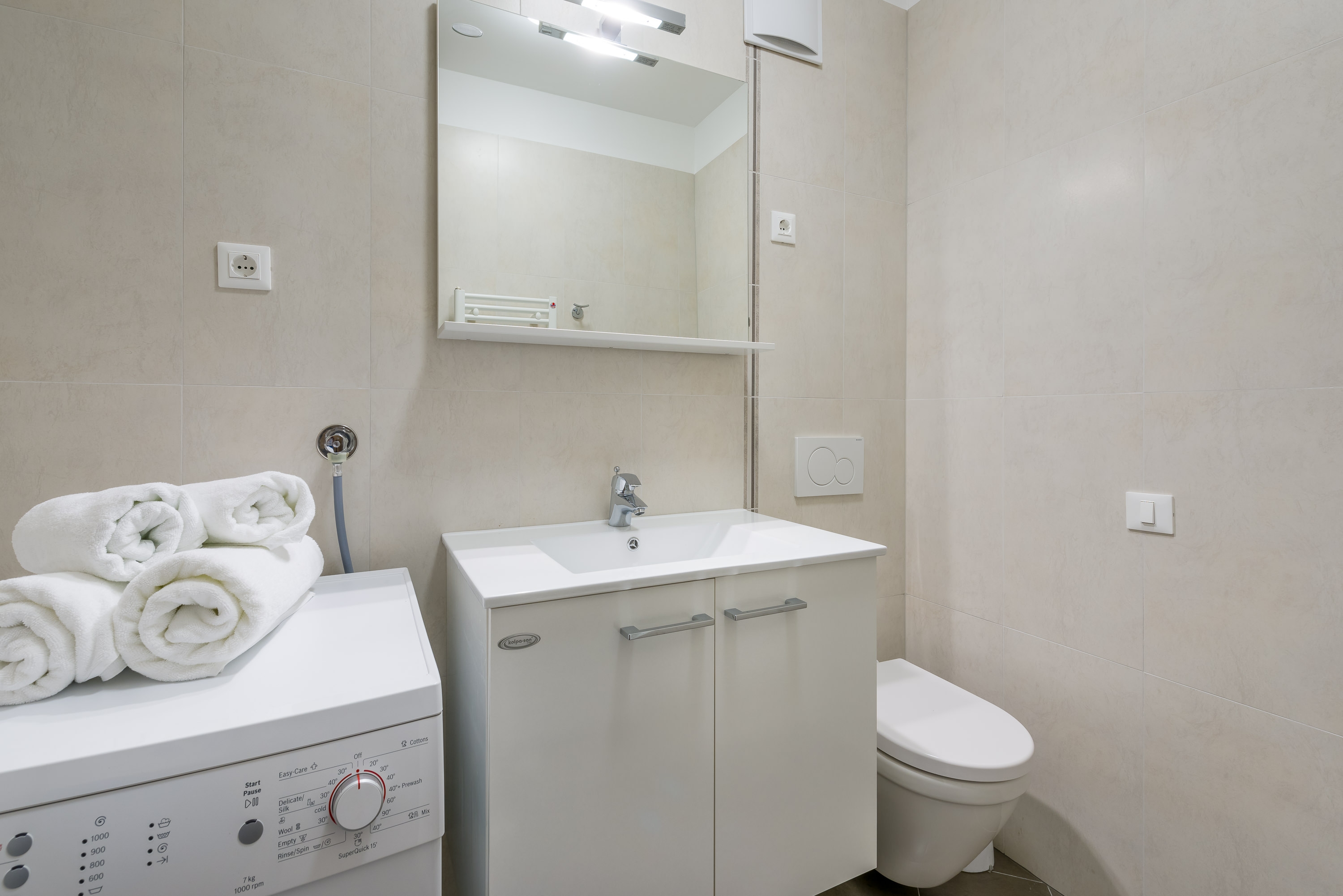 Two bedroom apartment with balcony Hvar  A-b