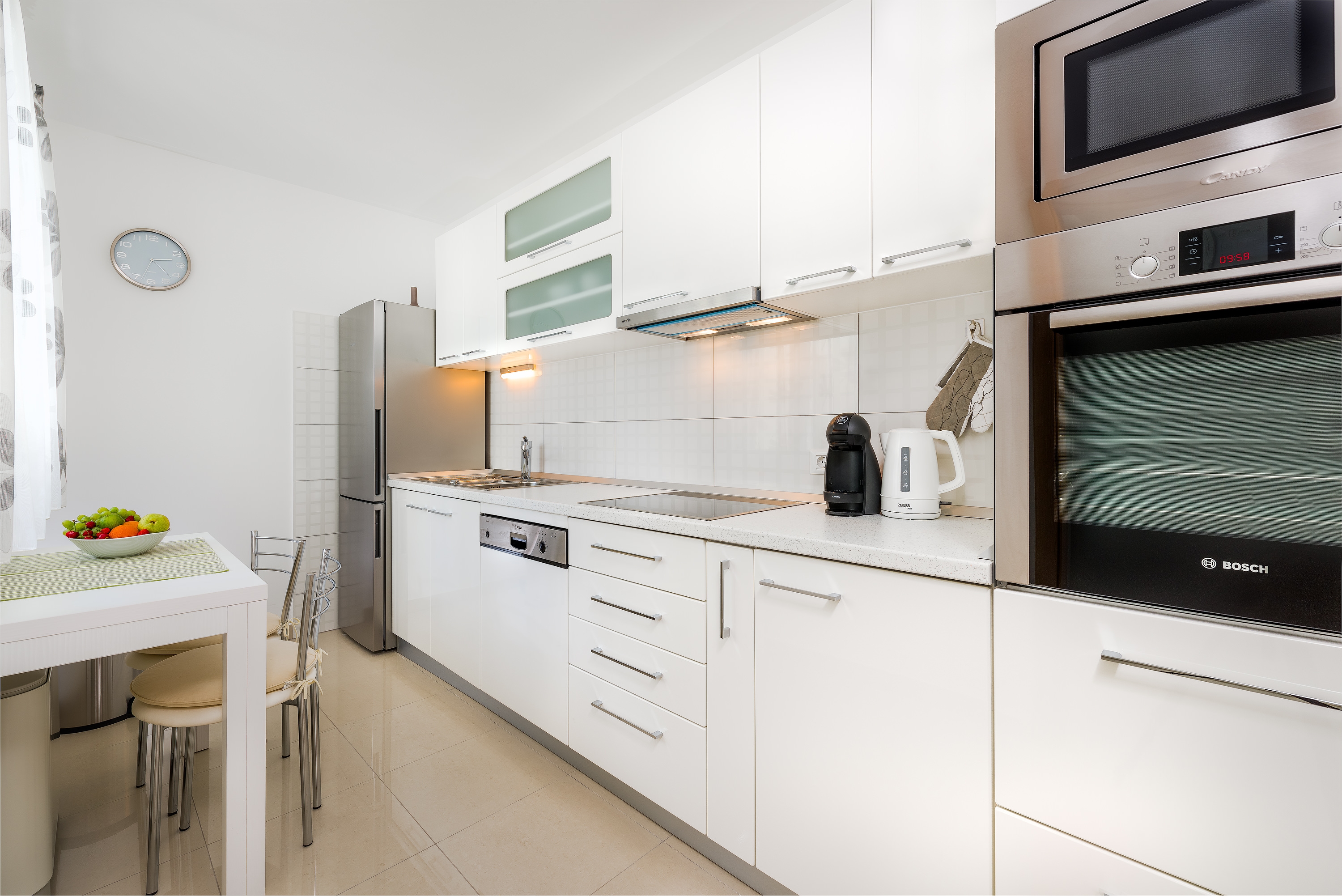 Two bedroom apartment with balcony Hvar  A-b