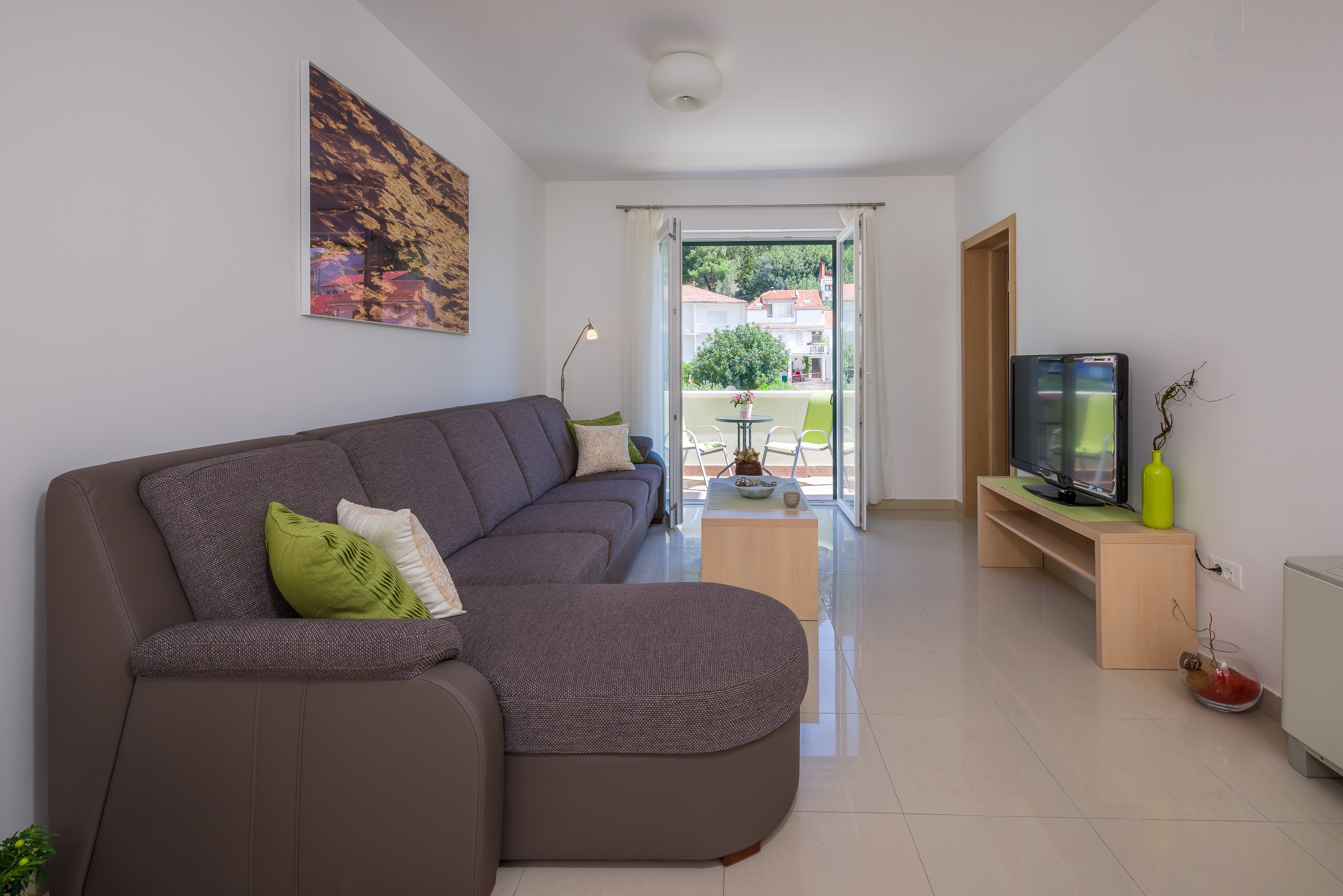 Two bedroom apartment with balcony Hvar  A-b