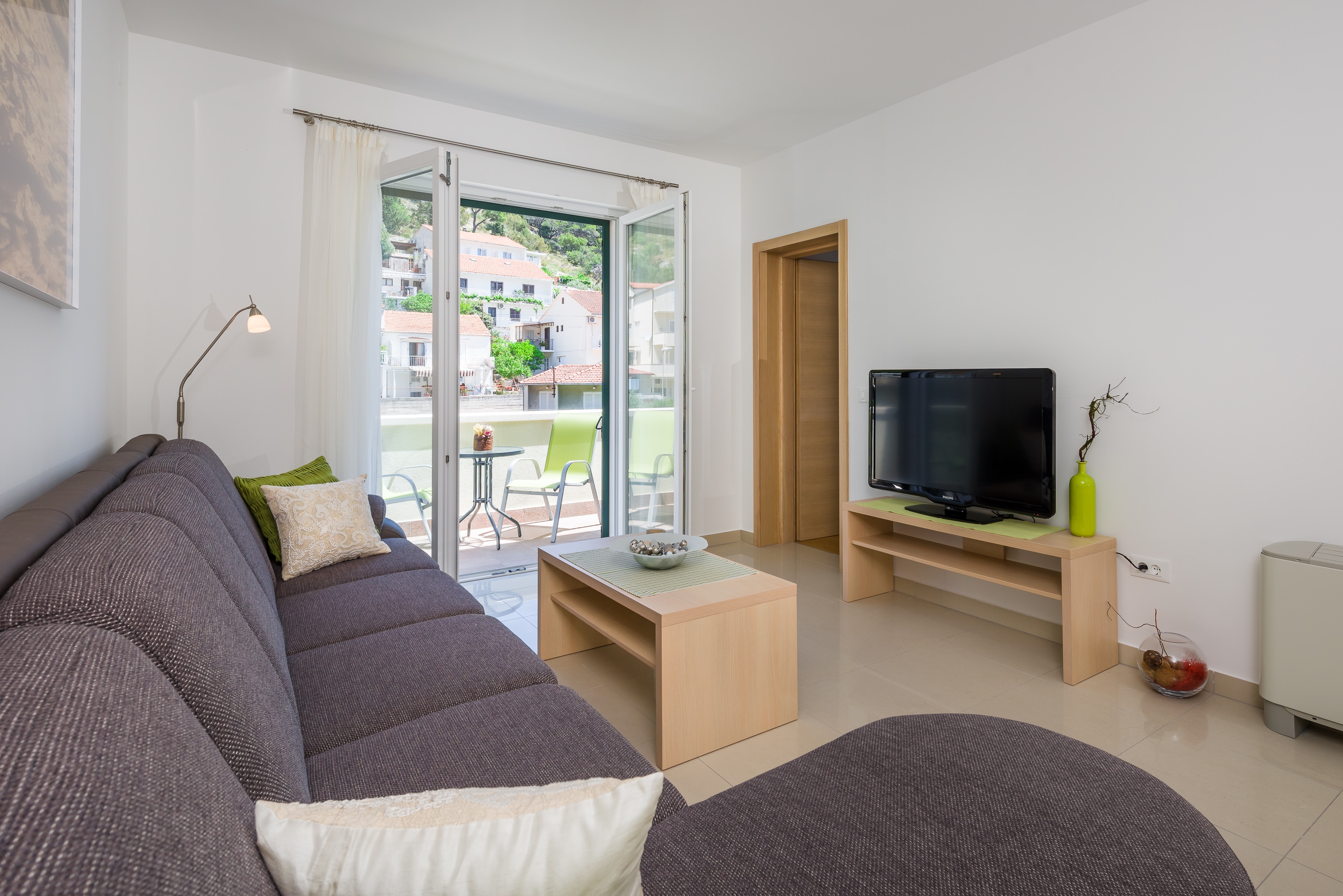 Two bedroom apartment with balcony Hvar  A-b