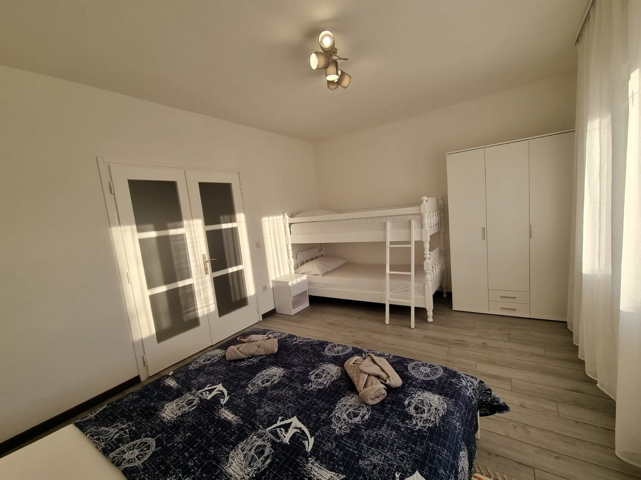 Two bedroom apartment with terrace and sea view Crikvenica  A-a