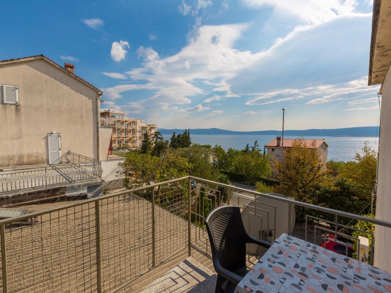 Two bedroom apartment with terrace and sea view Crikvenica  A-a