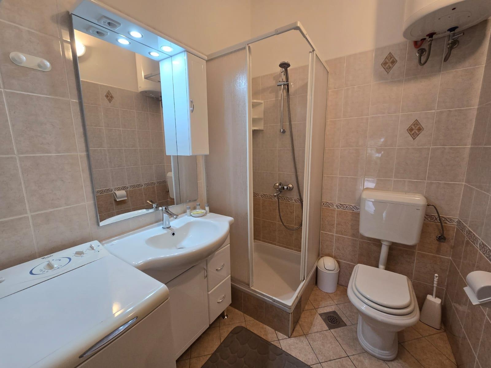 Two bedroom apartment with terrace Crikvenica  A-b