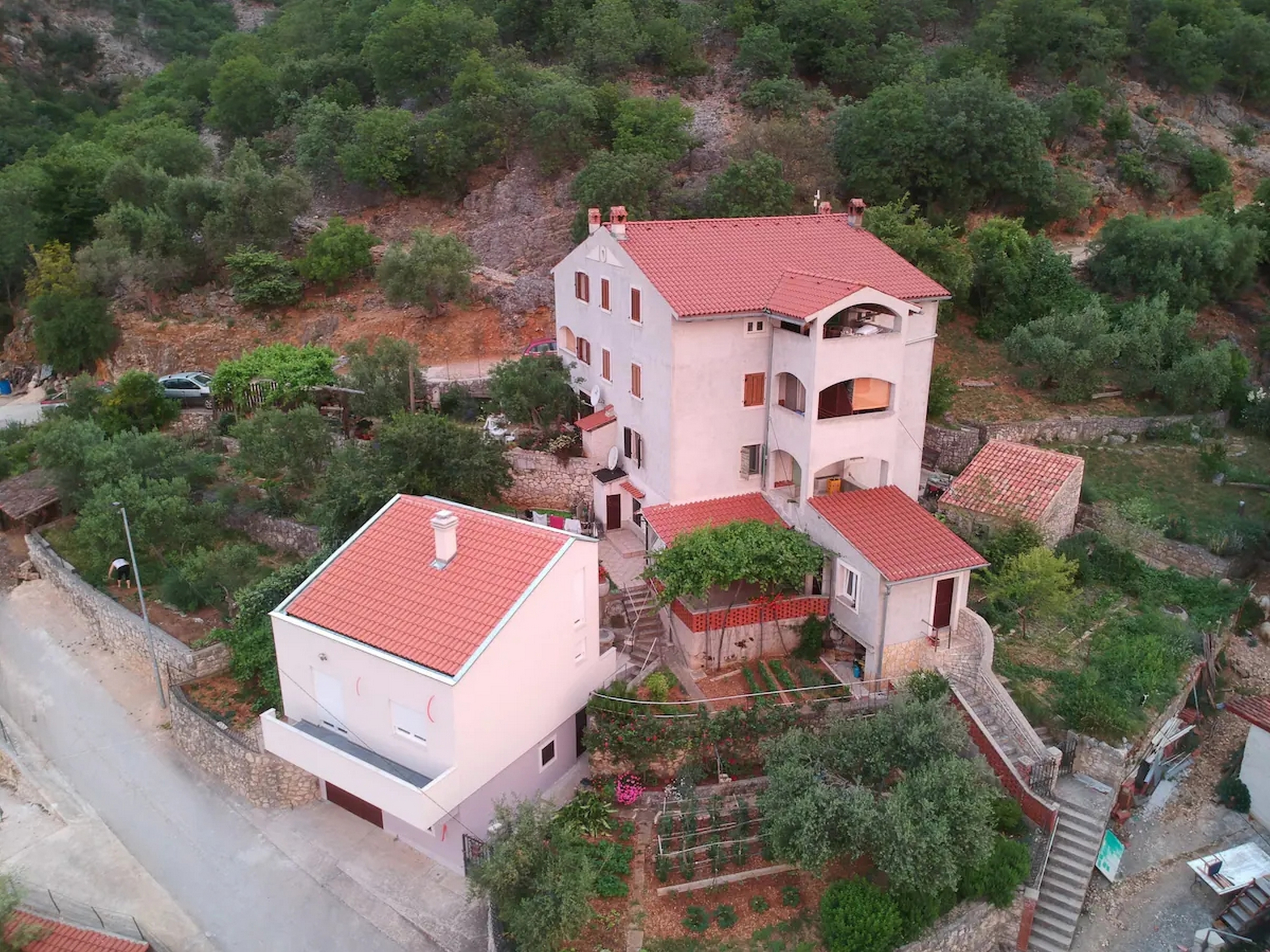 Top Cres Beli Top Cres Beli