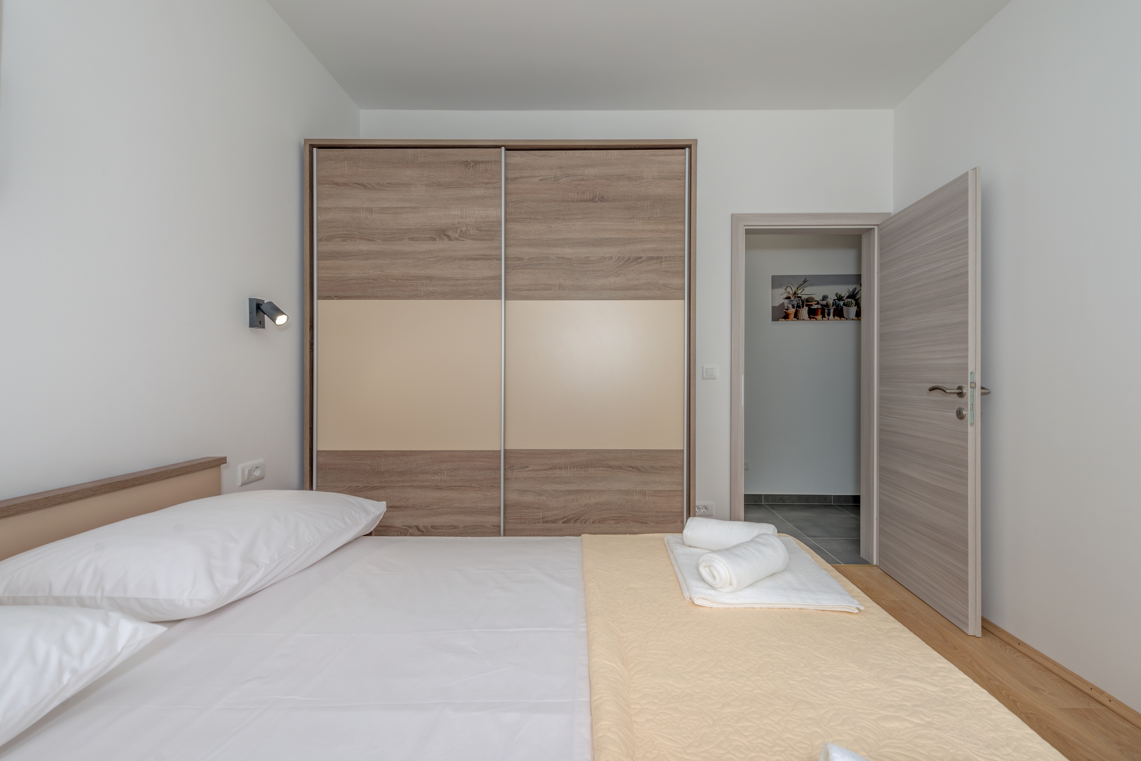 Two bedroom house with terrace Kaštel Štafilić, Kaštela  K