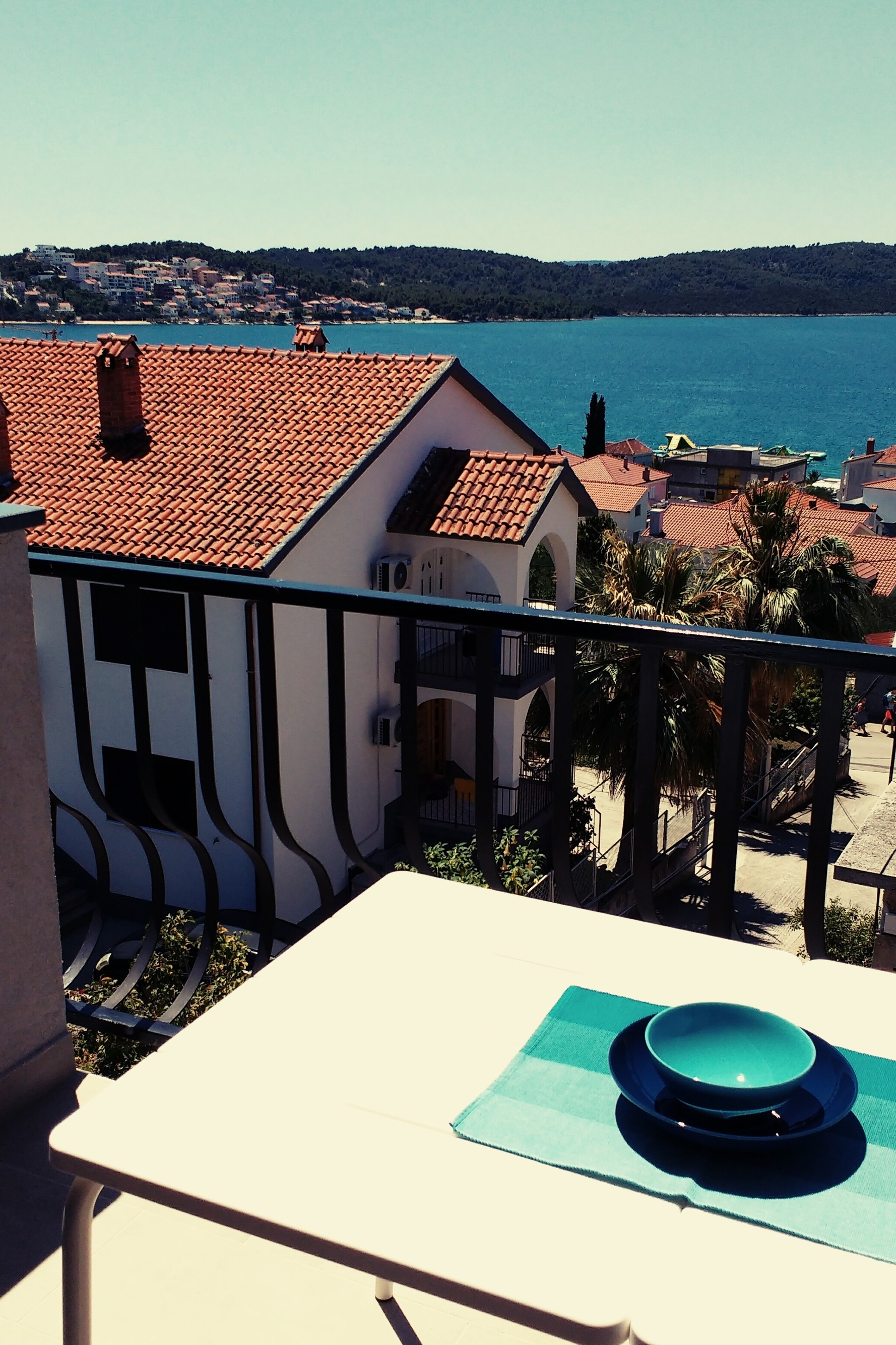 Two bedroom apartment with balcony and sea view Okrug Gornji, Čiovo  A-a