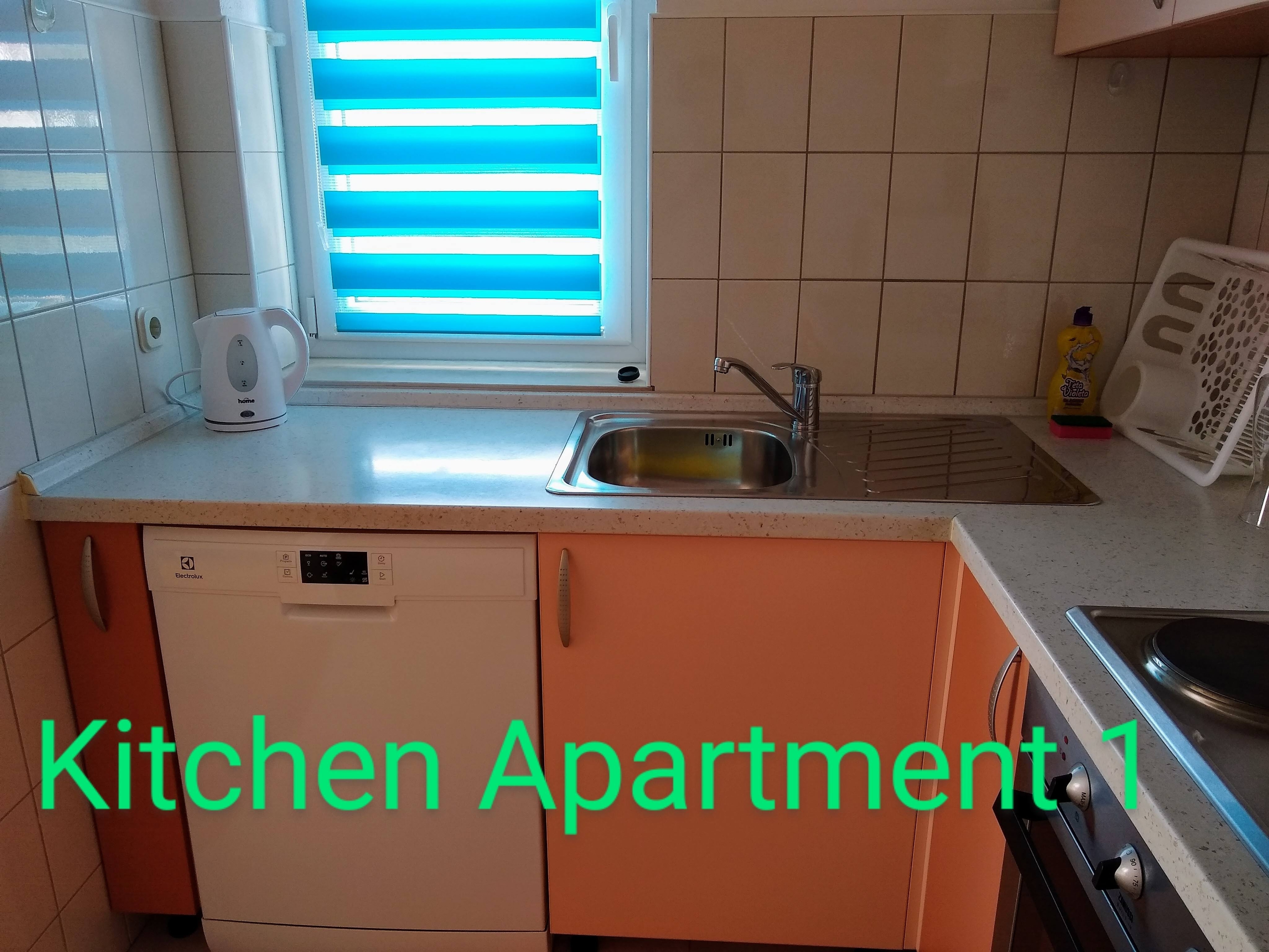 One bedroom apartment with balcony and sea view Okrug Gornji, Čiovo  A-b