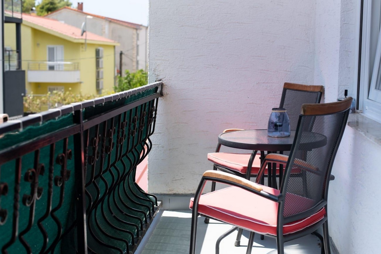 Two bedroom apartment with balcony Kaštel Kambelovac, Kaštela  A-a
