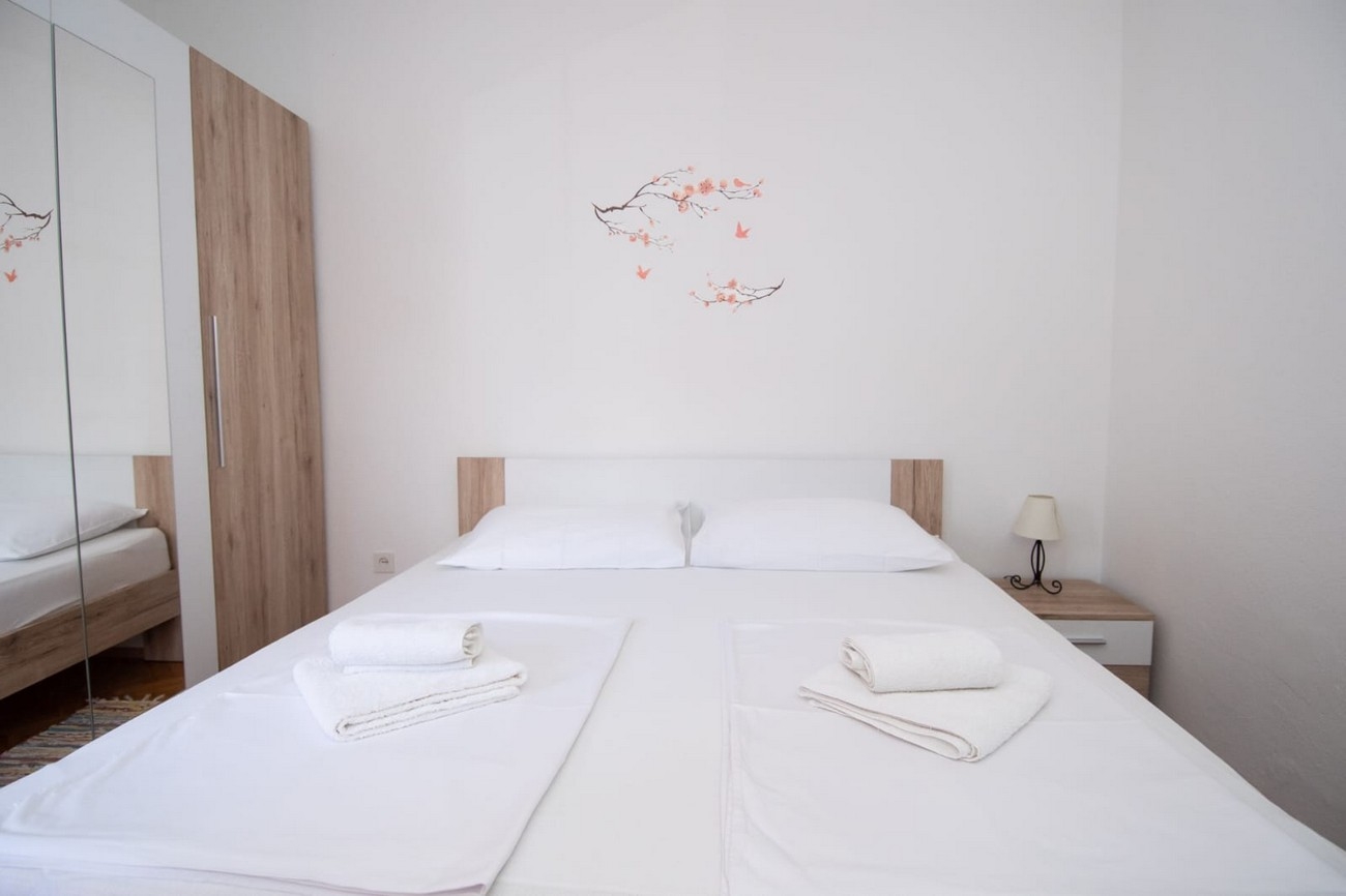 Two bedroom apartment with balcony Kaštel Kambelovac, Kaštela  A-a