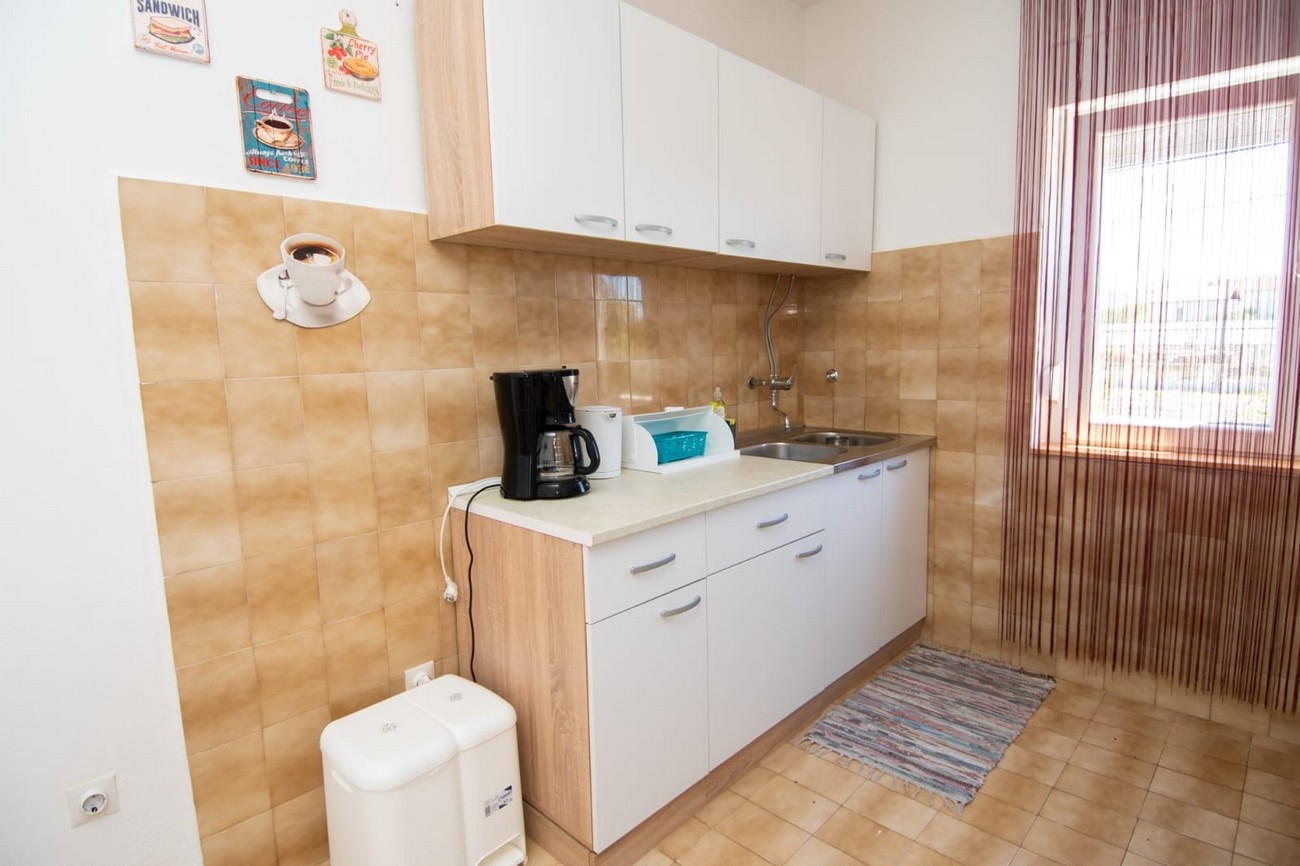 Two bedroom apartment with balcony Kaštel Kambelovac, Kaštela  A-b