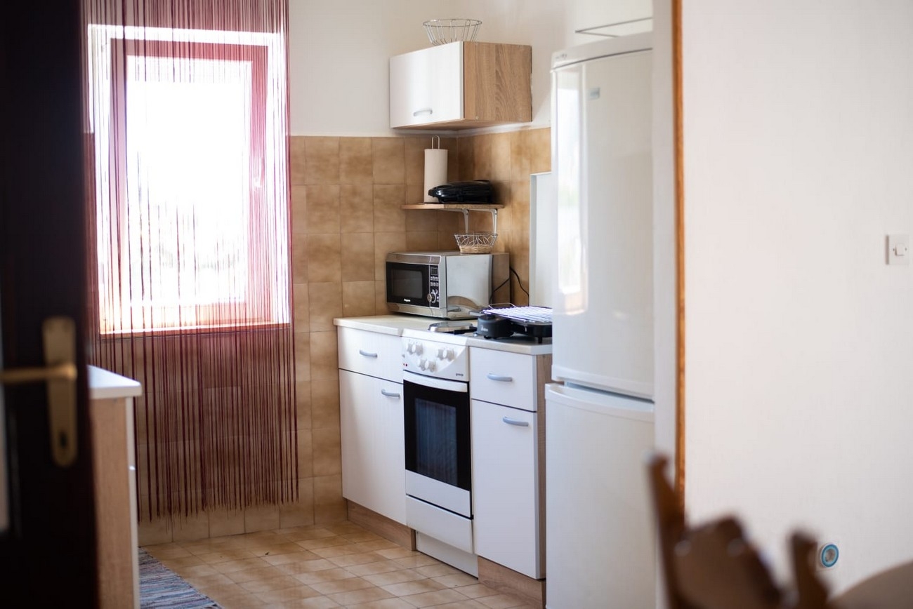 Two bedroom apartment with balcony Kaštel Kambelovac, Kaštela  A-b