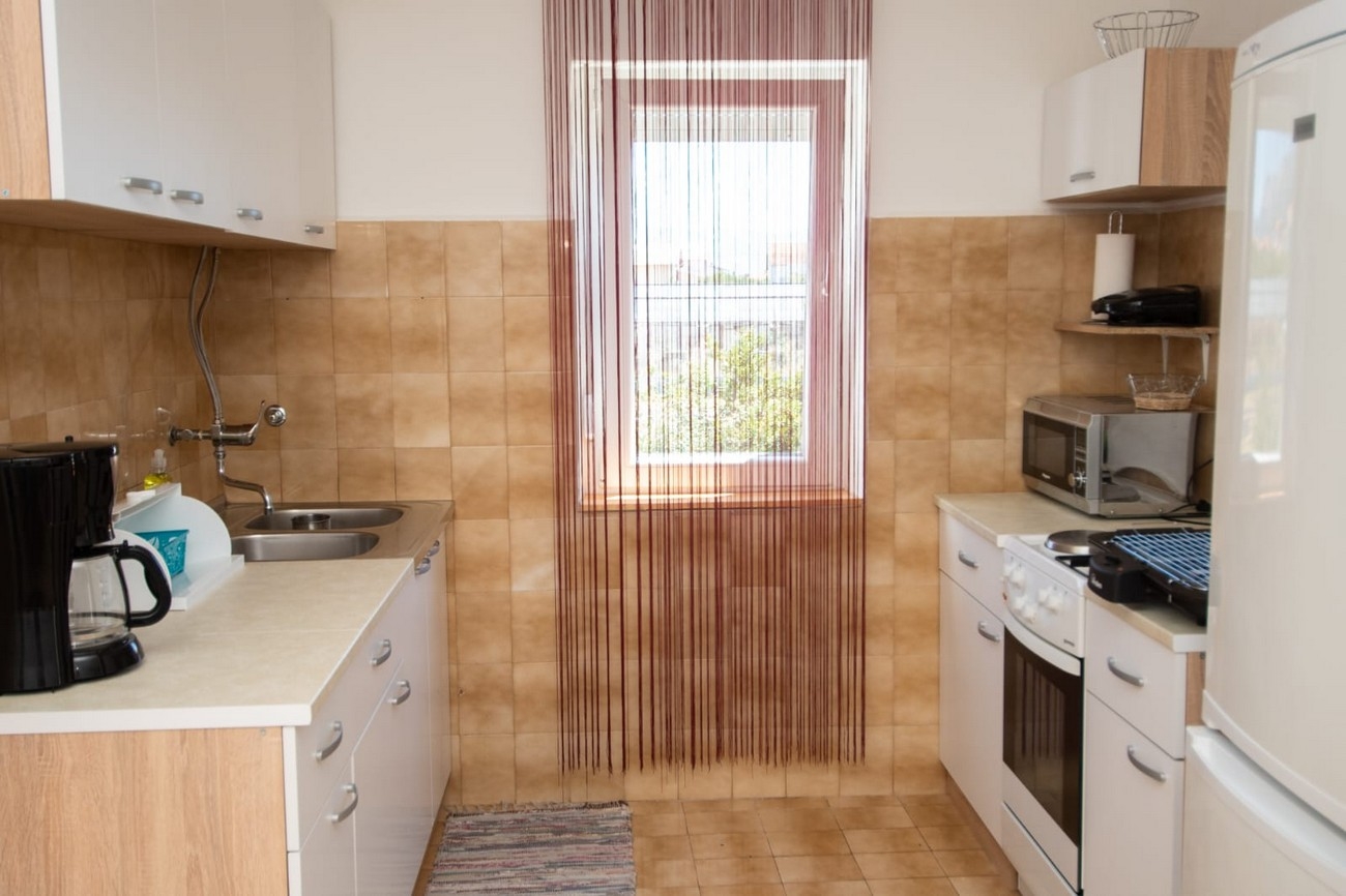 Two bedroom apartment with balcony Kaštel Kambelovac, Kaštela  A-b