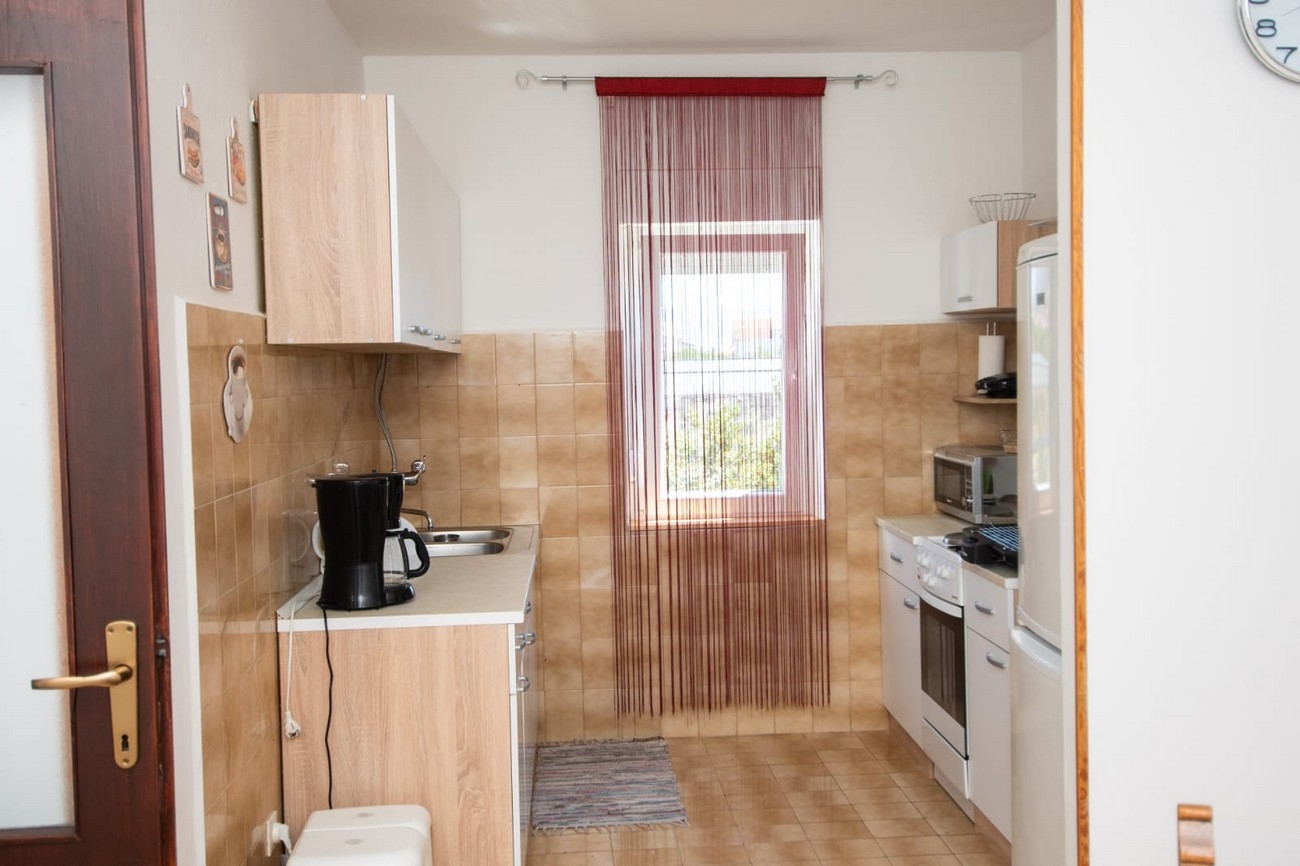 Two bedroom apartment with balcony Kaštel Kambelovac, Kaštela  A-b