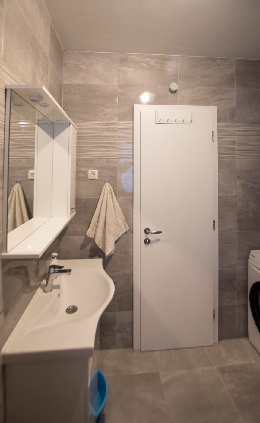 Two bedroom apartment with terrace Pakoštane, Biograd  A-a