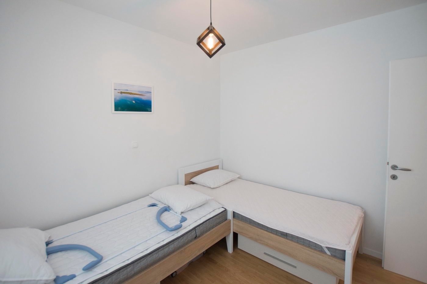Two bedroom apartment with terrace Pakoštane, Biograd  A-a