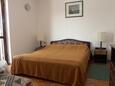 Rovinj, Dormitorio in the room, air condition available y WiFi.