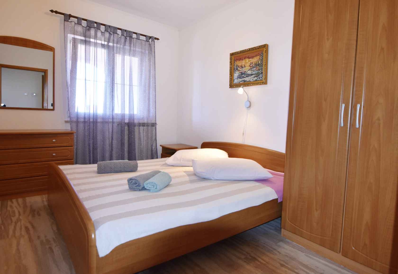 One bedroom apartment with terrace Valica, Umag  A-c