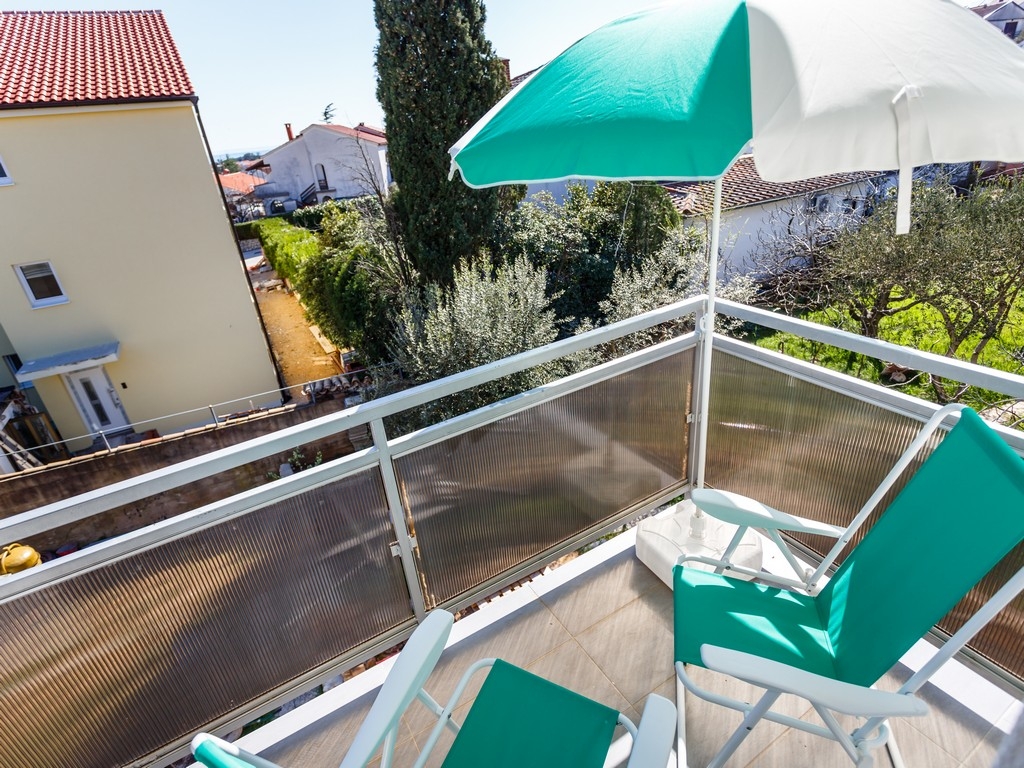 One bedroom apartment with balcony and sea view Krk  A-b