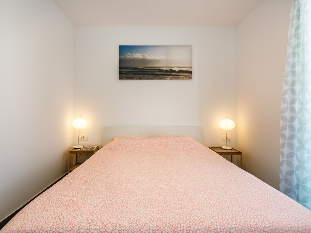 One bedroom apartment with balcony and sea view Krk  A-b