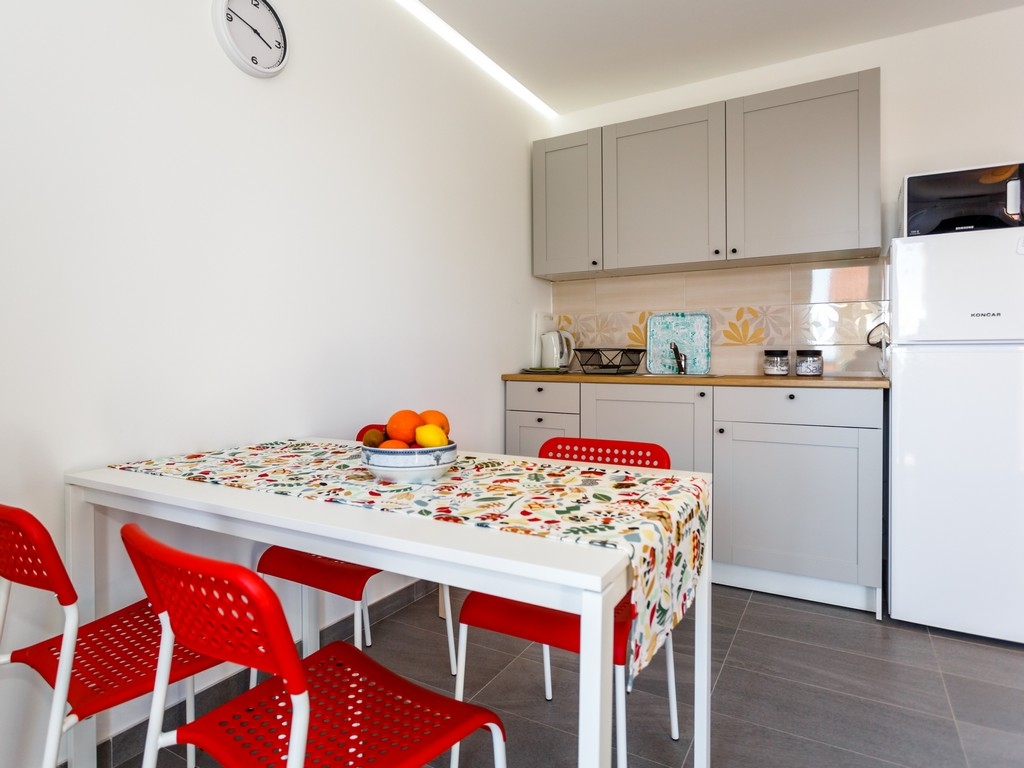 One bedroom apartment with balcony and sea view Krk  A-b