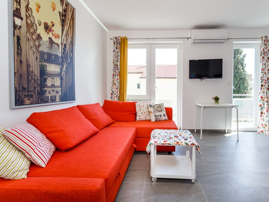 One bedroom apartment with balcony and sea view Krk  A-b