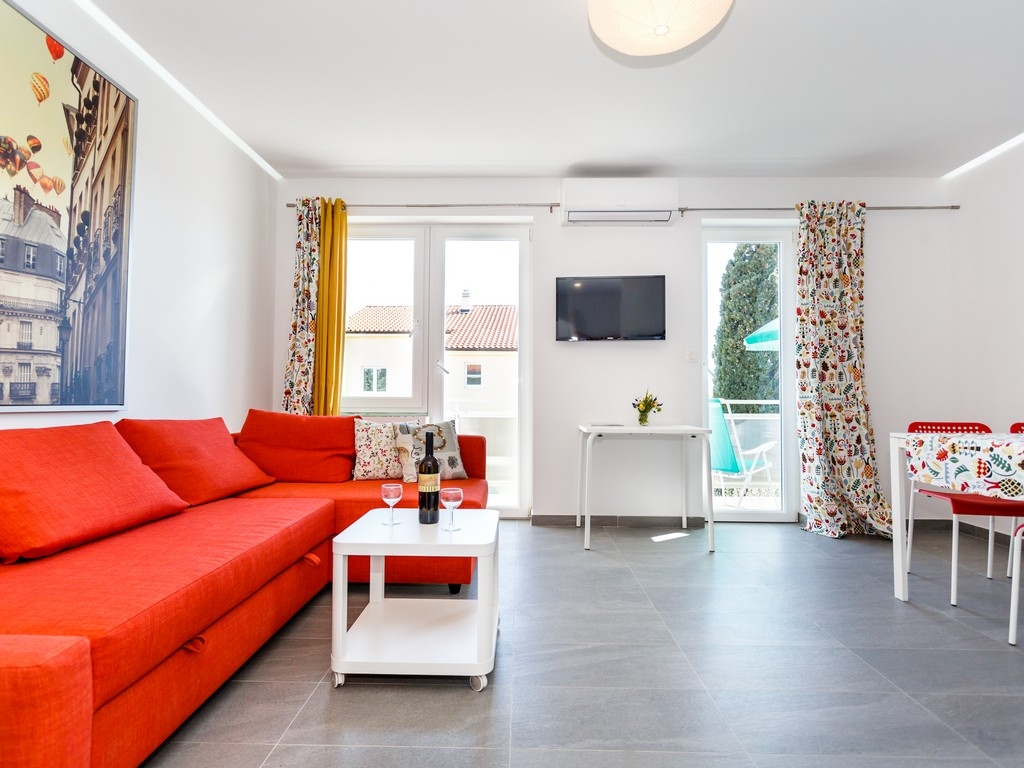 One bedroom apartment with balcony and sea view Krk  A-b