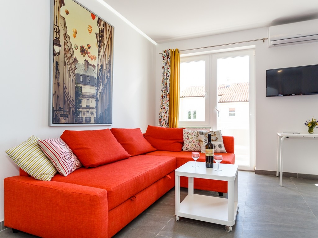 One bedroom apartment with balcony and sea view Krk  A-b