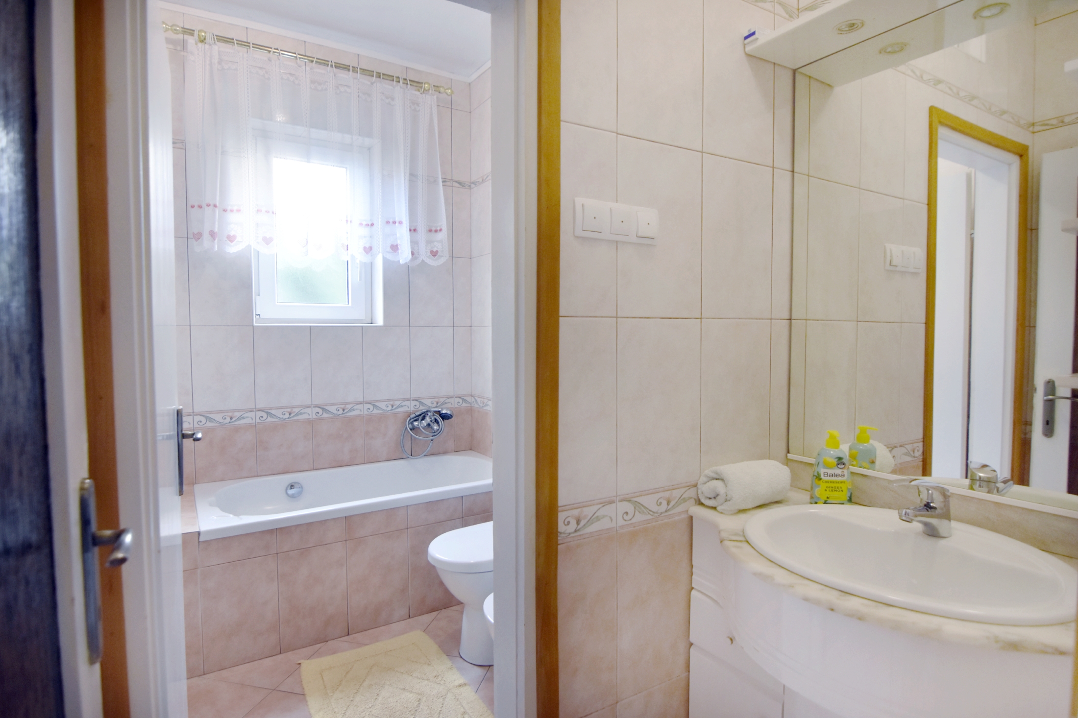 Two bedroom apartment with terrace Umag  A-a