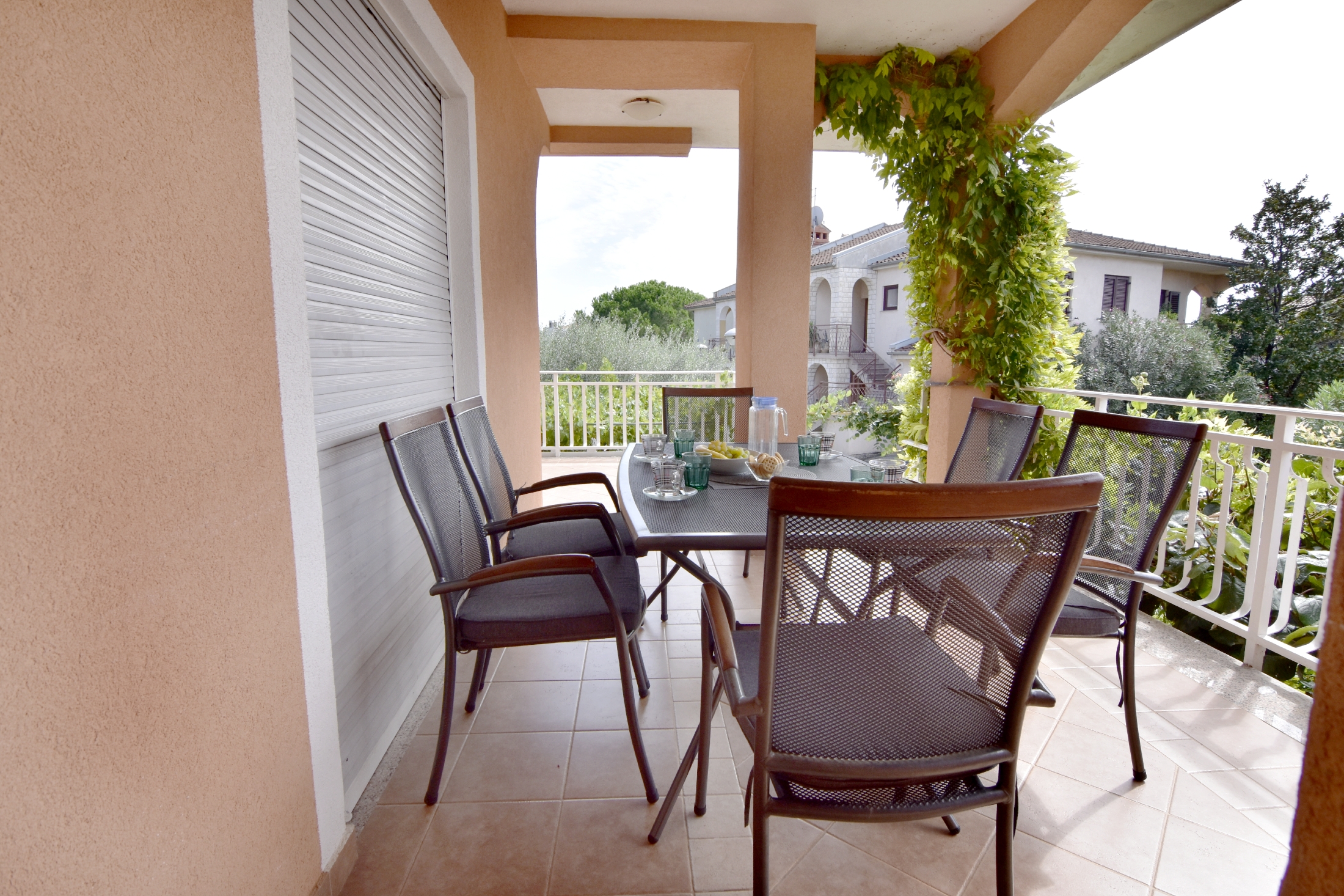 Two bedroom apartment with terrace Umag  A-a