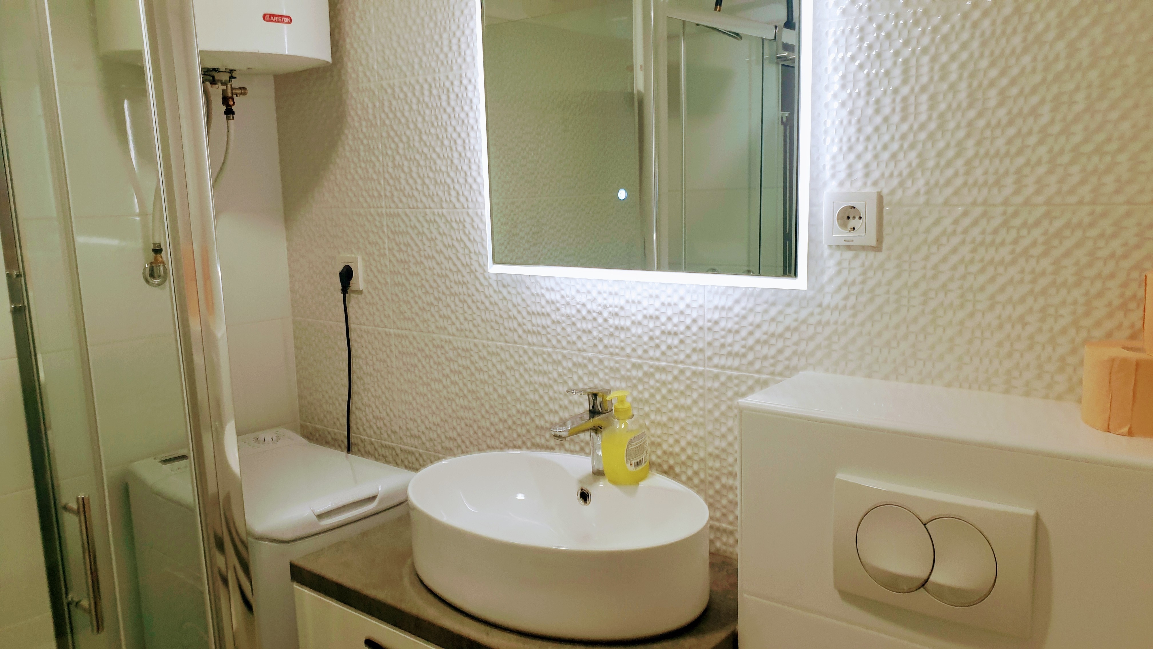 One bedroom apartment with terrace and sea view Šibenik  A-b