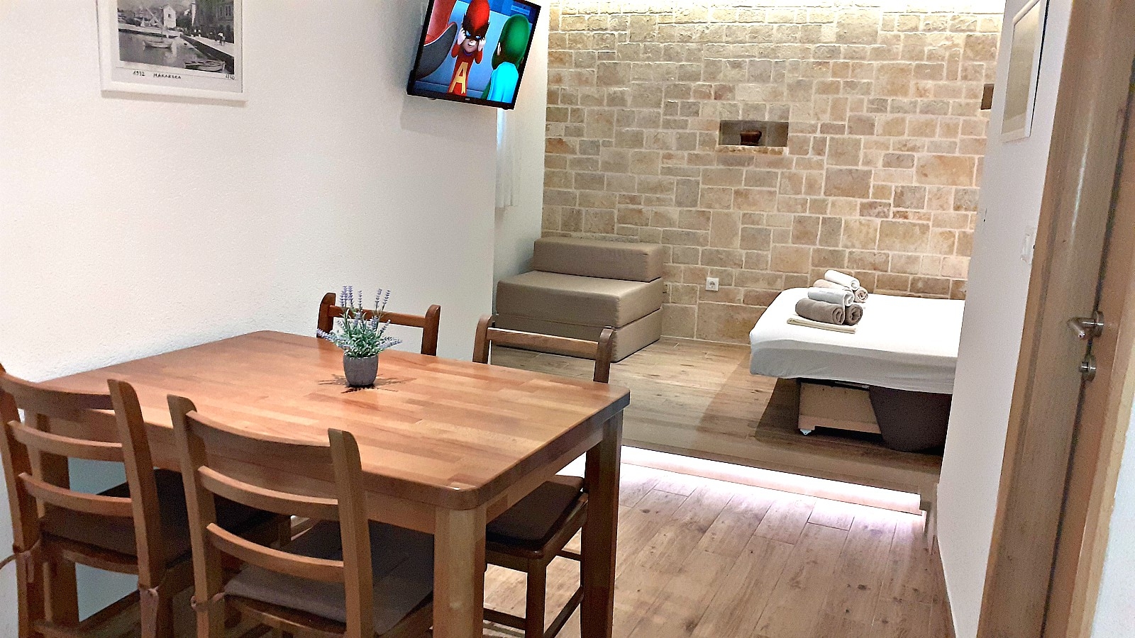 Studio flat with balcony and sea view Baška Voda, Makarska (AS-22458-a)