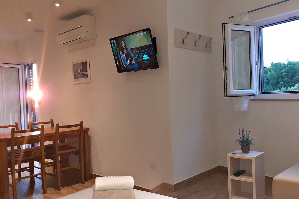 Studio flat with balcony and sea view Baška Voda, Makarska (AS-22458-a) Studio flat with balcony and sea view Baška Voda, Makarska (AS-22458-a)