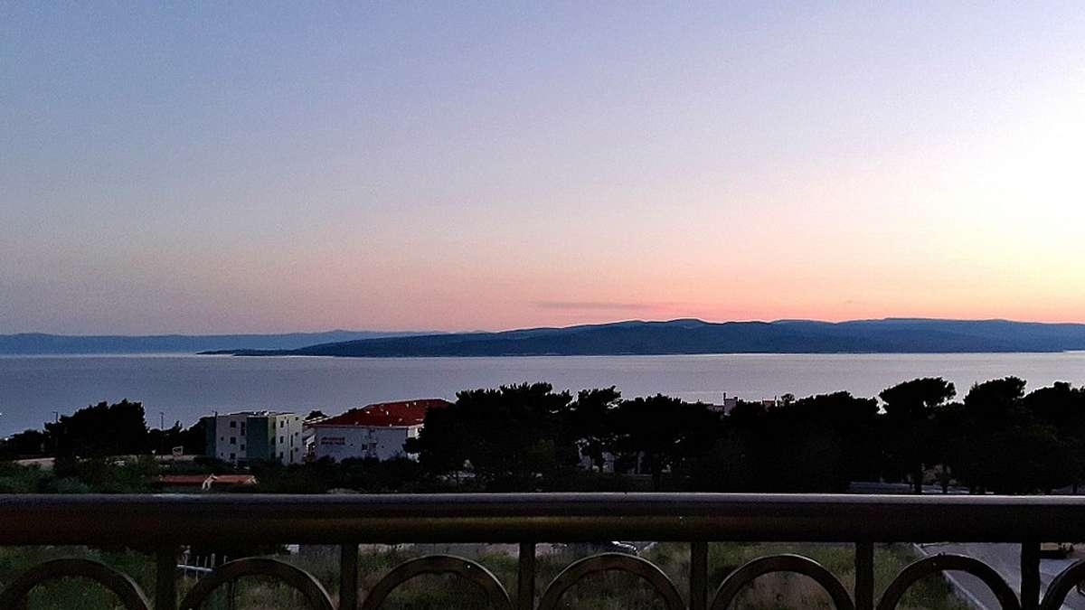 Studio flat with balcony and sea view Baška Voda, Makarska  AS-b