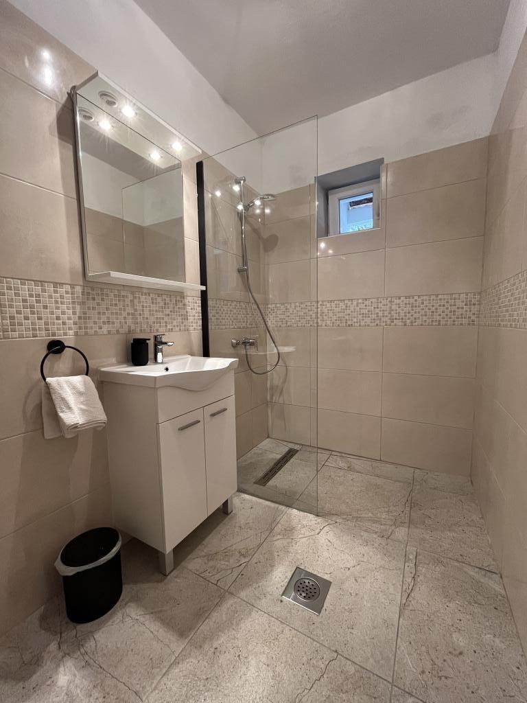 Top Hvar Ivan Dolac Top Hvar Ivan Dolac