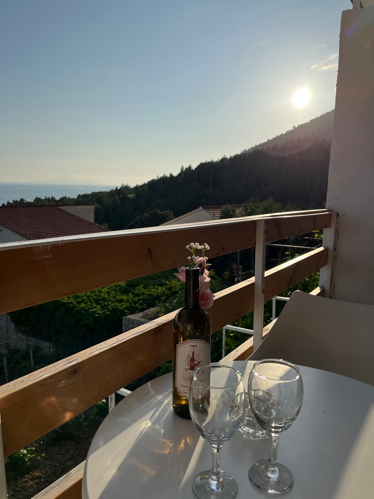One bedroom apartment with terrace and sea view Ivan Dolac, Hvar  A-c