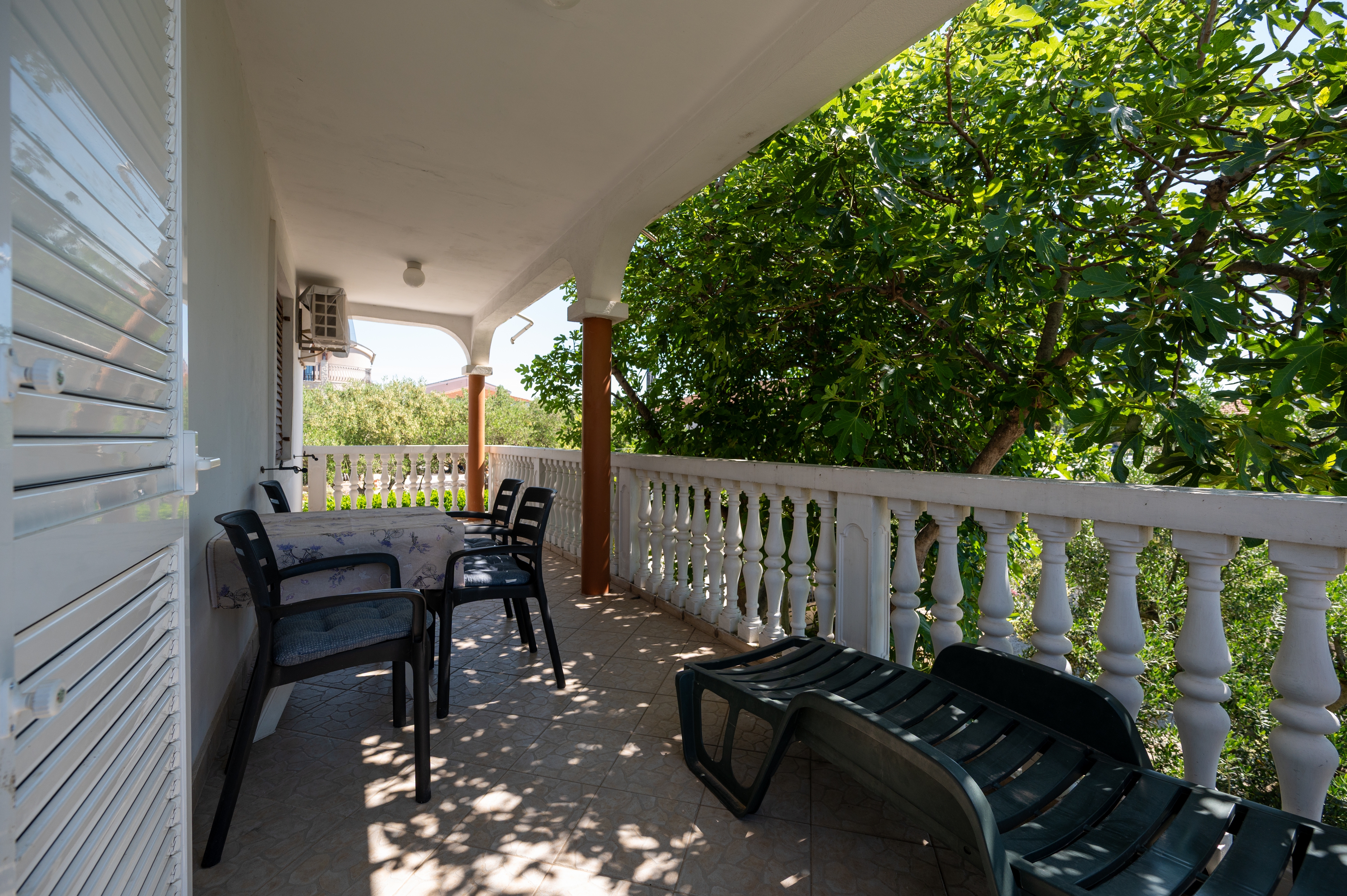 Two bedroom apartment with terrace Pakoštane, Biograd (A-22462-a) Two bedroom apartment with terrace Pakoštane, Biograd (A-22462-a)