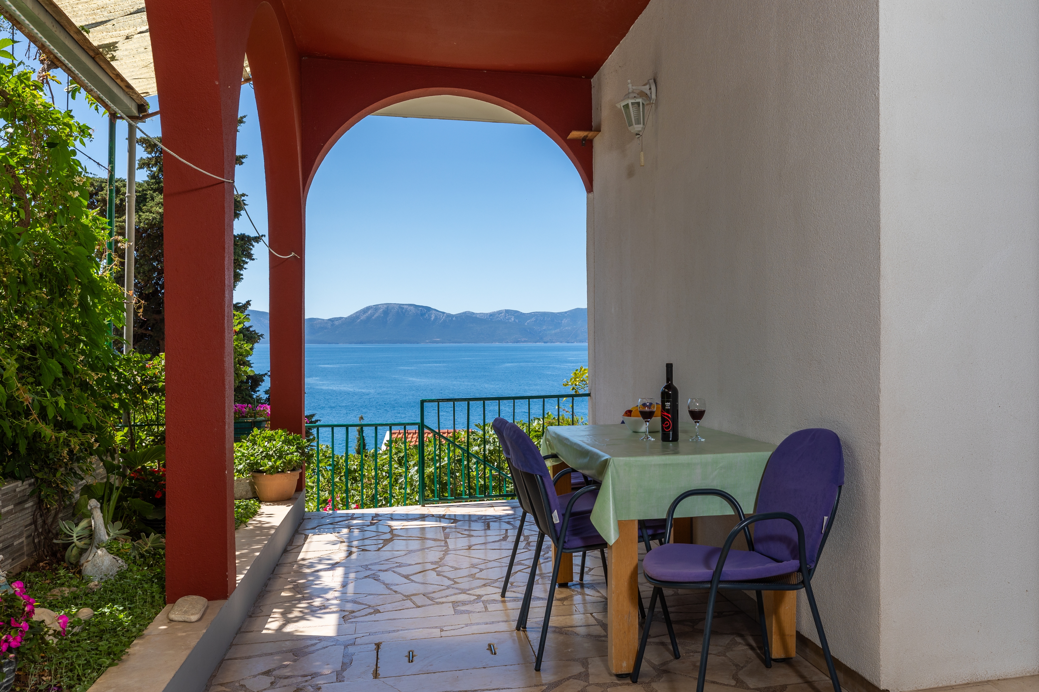 Two bedroom apartment with terrace and sea view Brist, Makarska (A-22463-a)