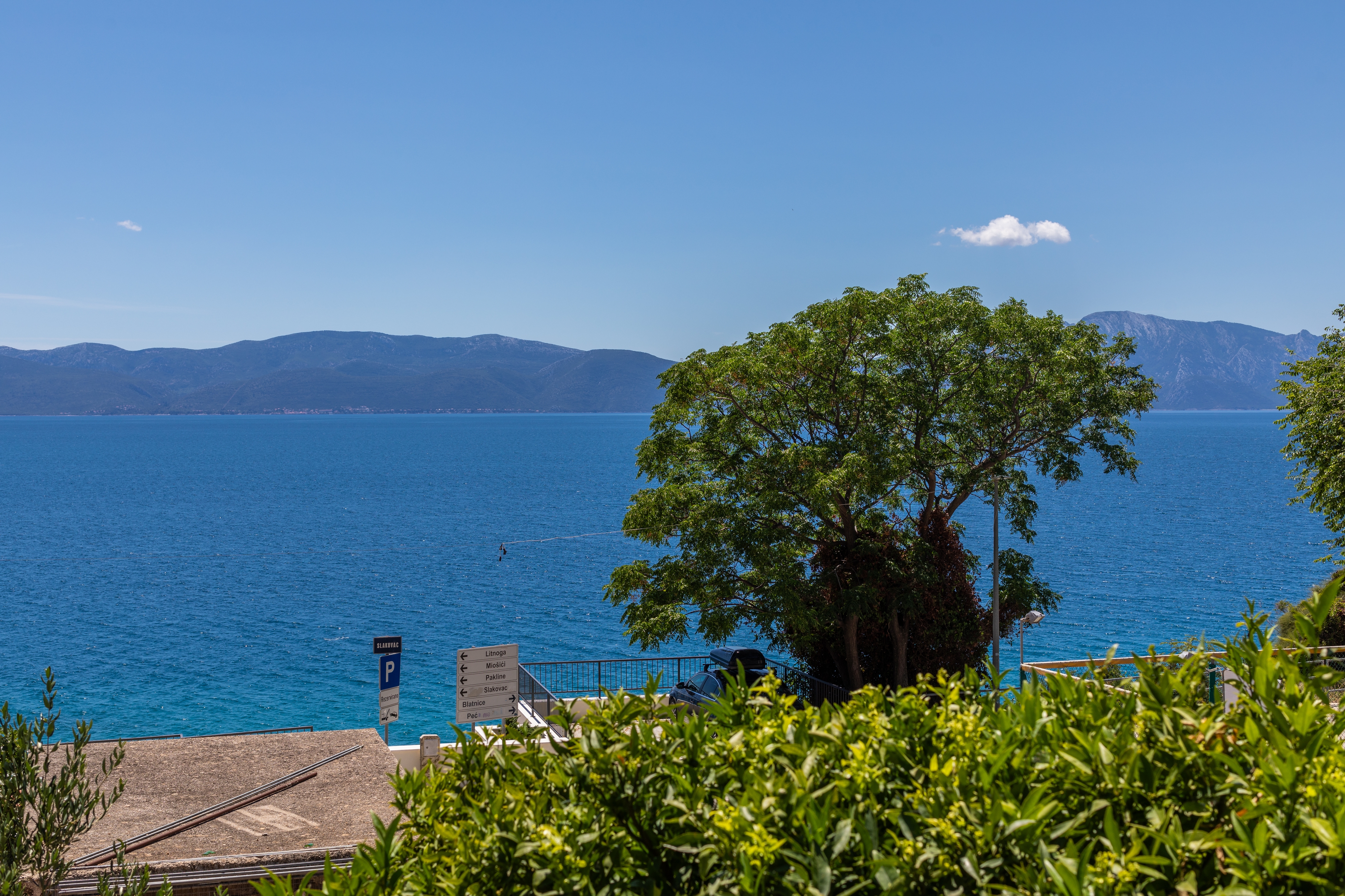 Studio flat with terrace and sea view Brist, Makarska  AS-a