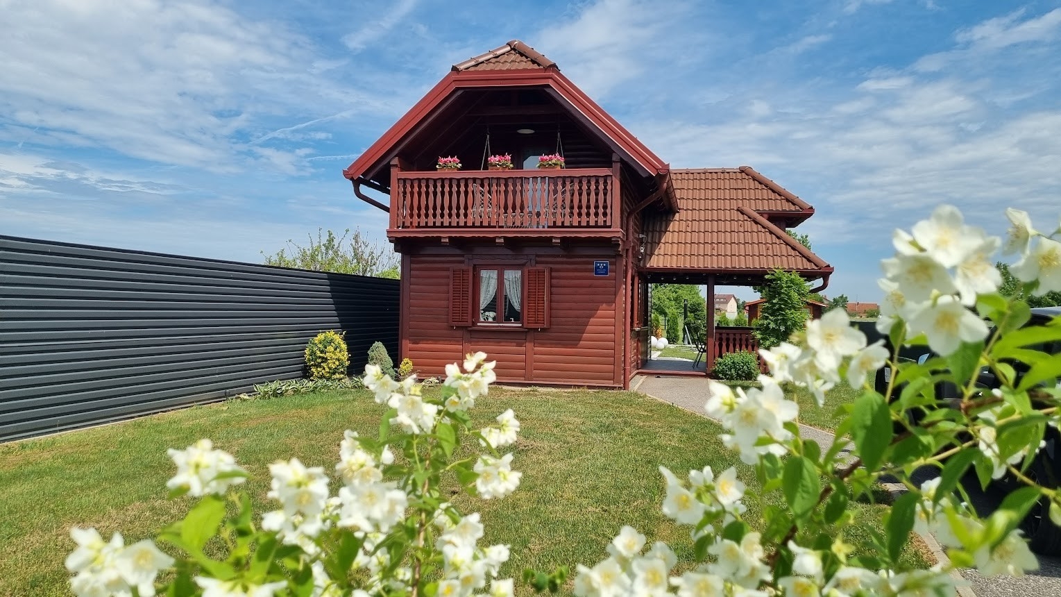 Enosobna hiša S teraso Varaždin, Zagorje  K