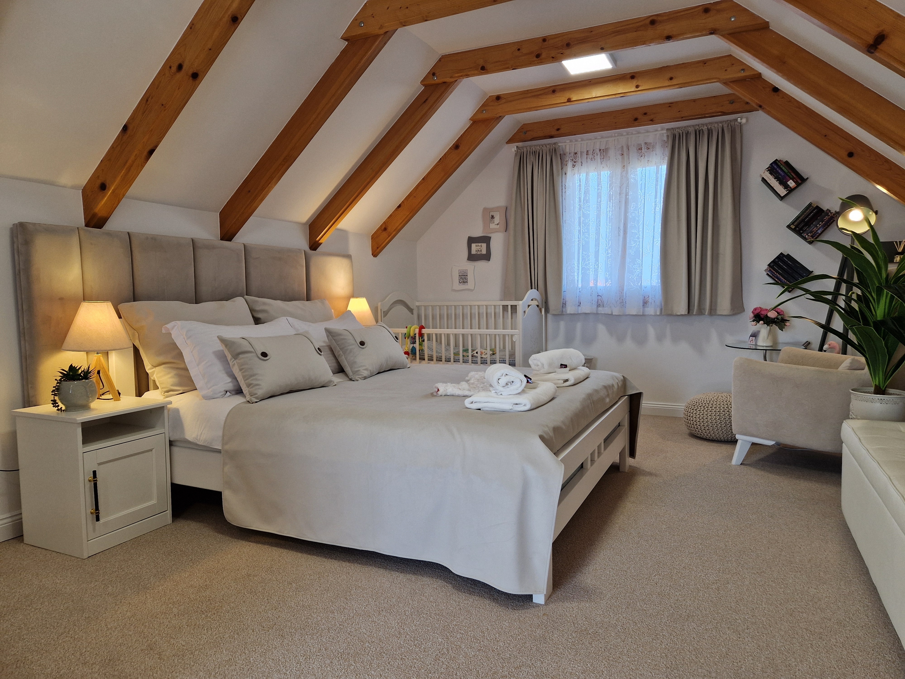 Enosobna hiša S teraso Varaždin, Zagorje  K