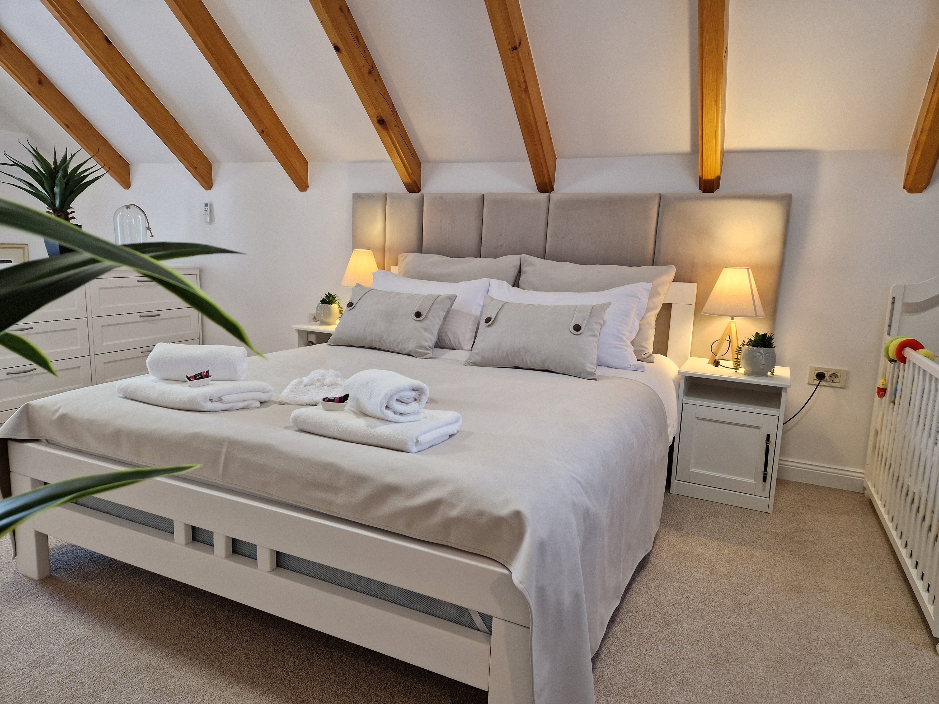 Enosobna hiša S teraso Varaždin, Zagorje  K