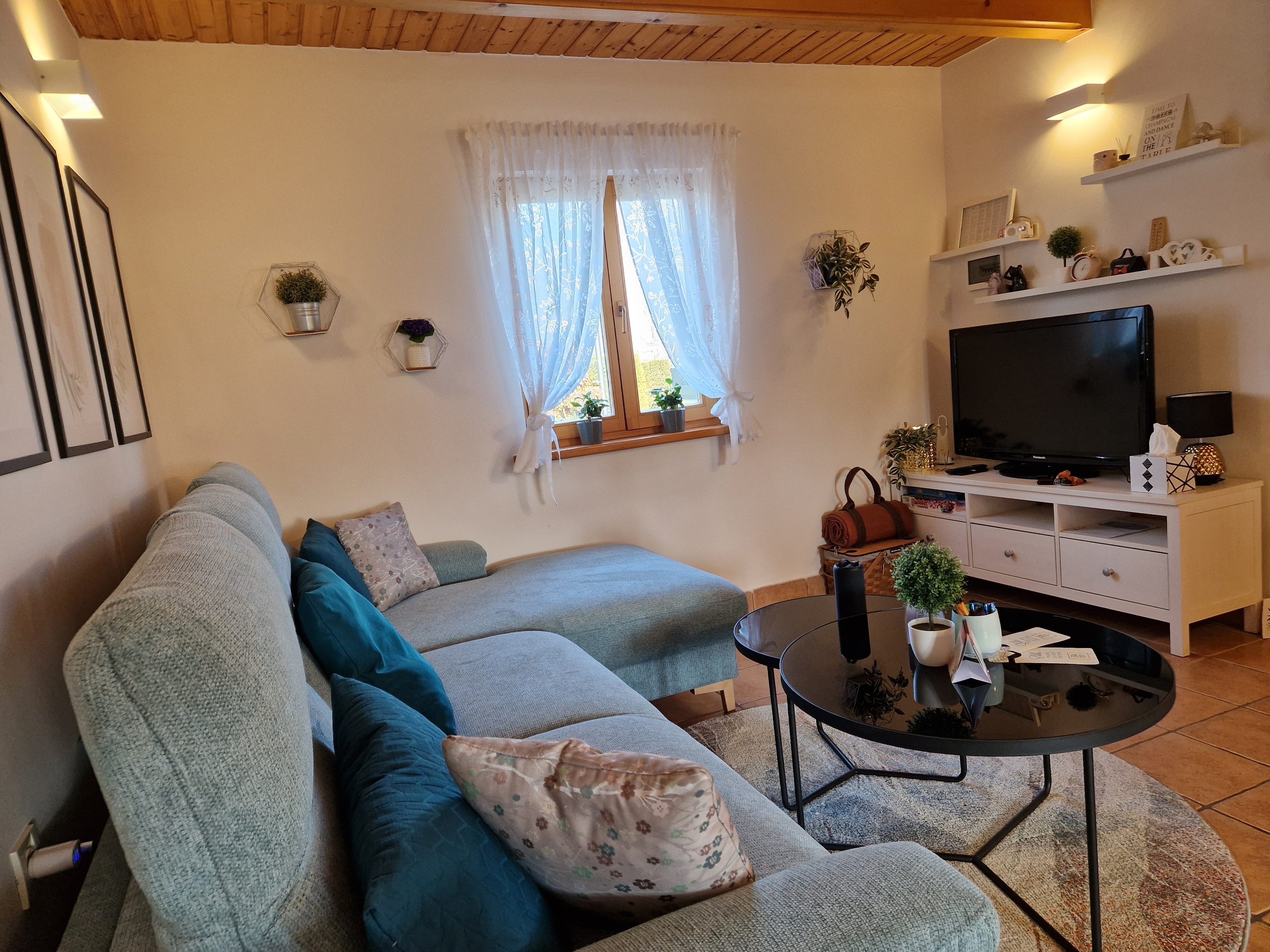 Enosobna hiša S teraso Varaždin, Zagorje  K