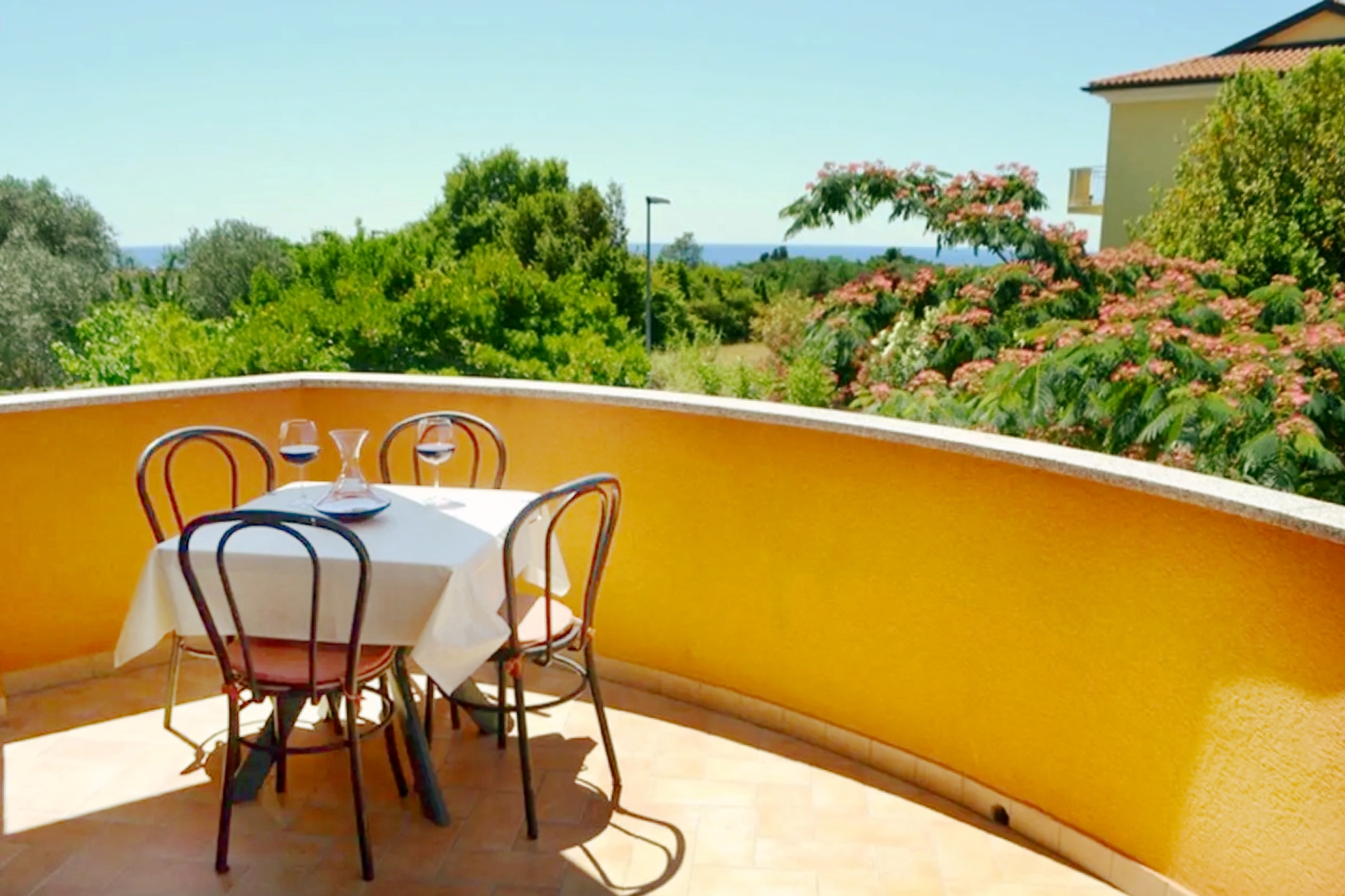 One bedroom apartment with balcony and sea view Zambratija, Umag (A-22485-b) One bedroom apartment with balcony and sea view Zambratija, Umag (A-22485-b)