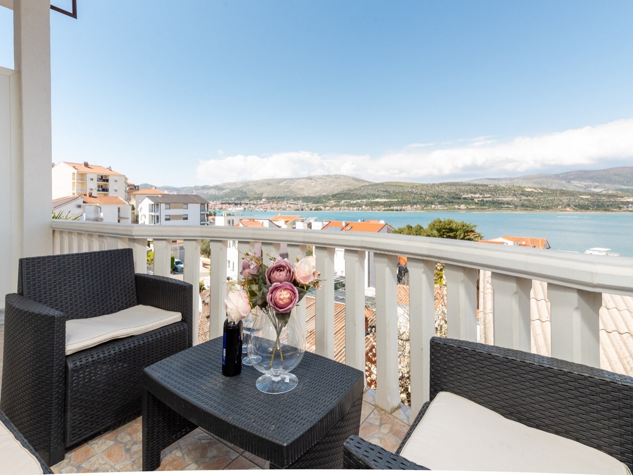 One bedroom apartment with balcony and sea view Mastrinka, Čiovo  A-a